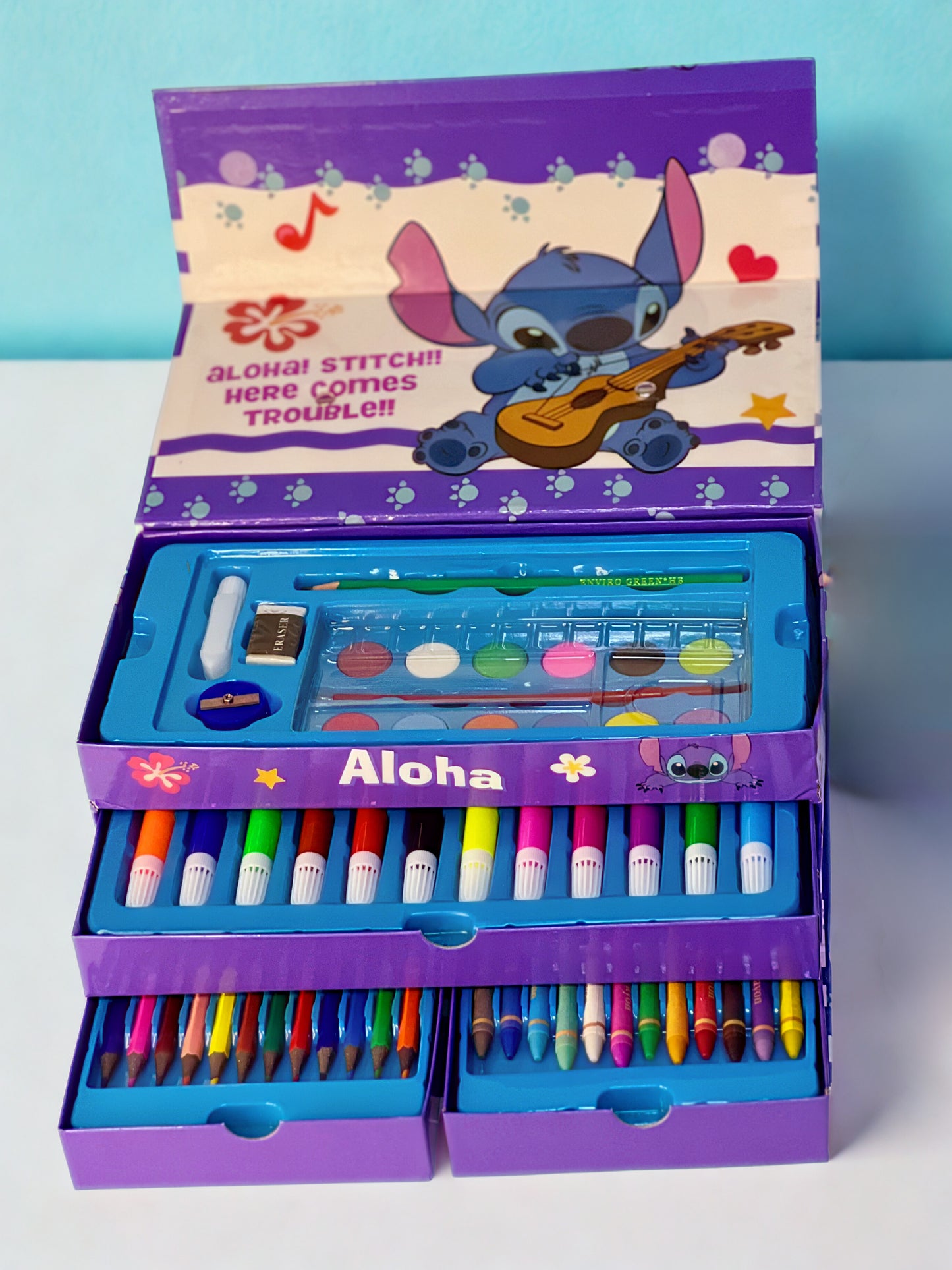 Kuromi 54-Piece Art Set